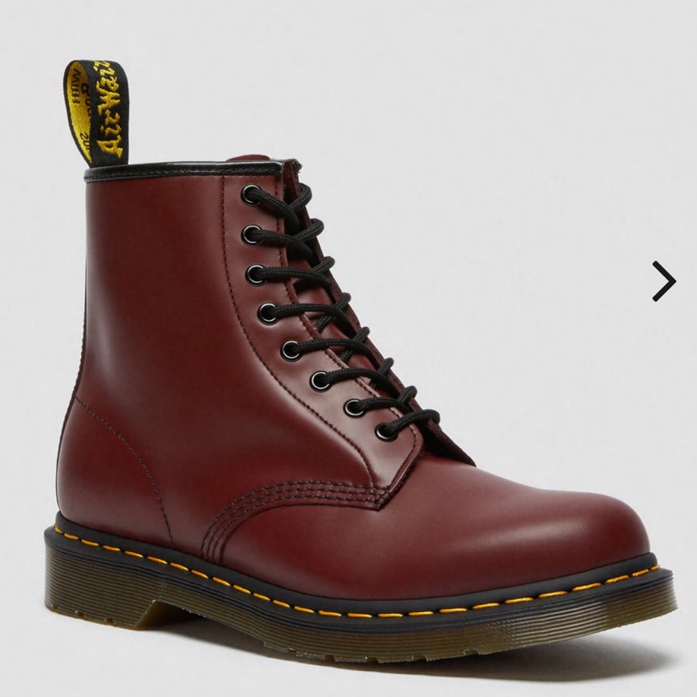 NEW Dr Martens 1460 SMOOTH LEATHER LACE UP BOOTS size 6 men/ 7 women UNISEX